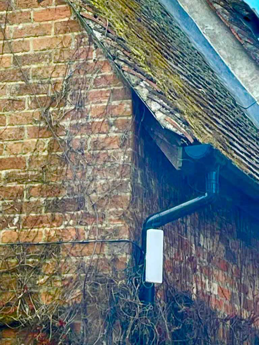 WiFi Extensions for Large Homes in Tewkesbury
